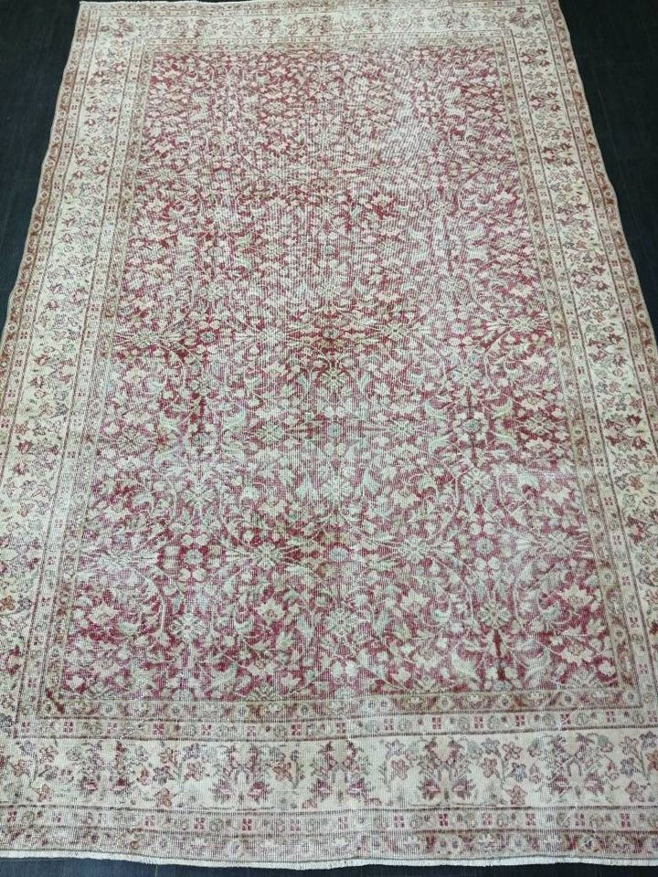 Beige Turkish Oushak Rug 6' 7" x 10' 4" Hand-Knotted pattern