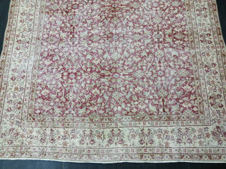 Beige Turkish Oushak Rug 6' 7" x 10' 4" Hand-Knotted border