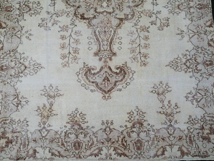 Beige Turkish Oushak Rug 5' 4" x 8' 11" Hand-Knotted view 9