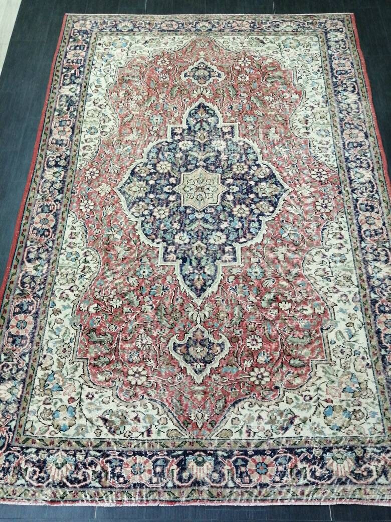 Beige Turkish Oushak Rug 6' 11" x 10' 3" Hand-Knotted field