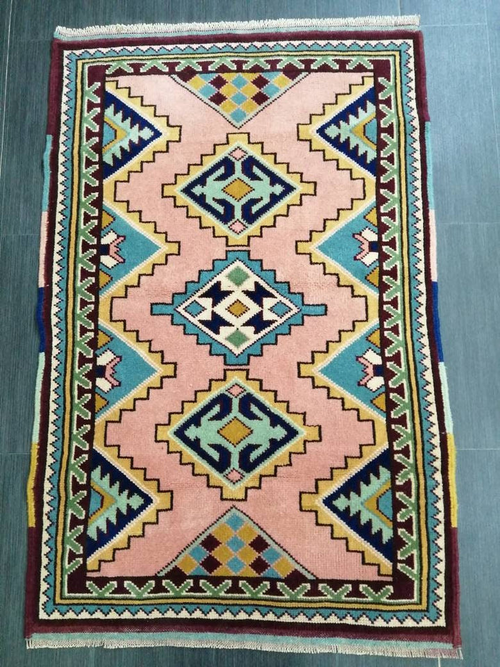Pink Turkish Oushak Rug 2' 11" x 4' 7" Hand-Knotted detail