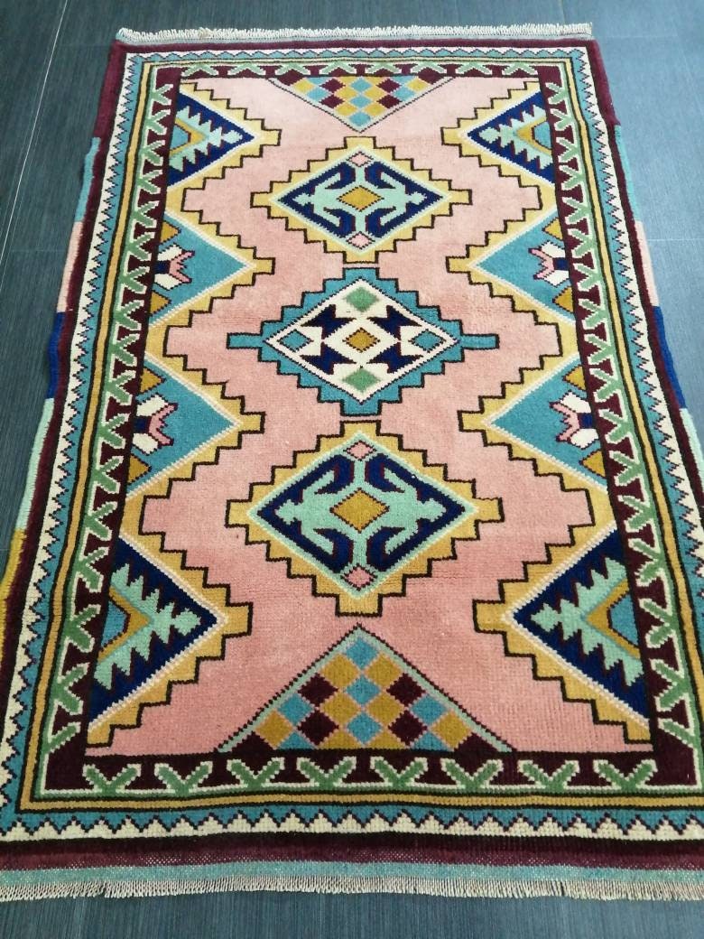 Pink Turkish Oushak Rug 2' 11" x 4' 7" Hand-Knotted field