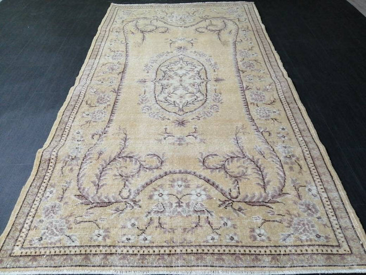 Beige Turkish Vintage Rug 3' 10" x 7' 1" Hand-Knotted | No. WR96323