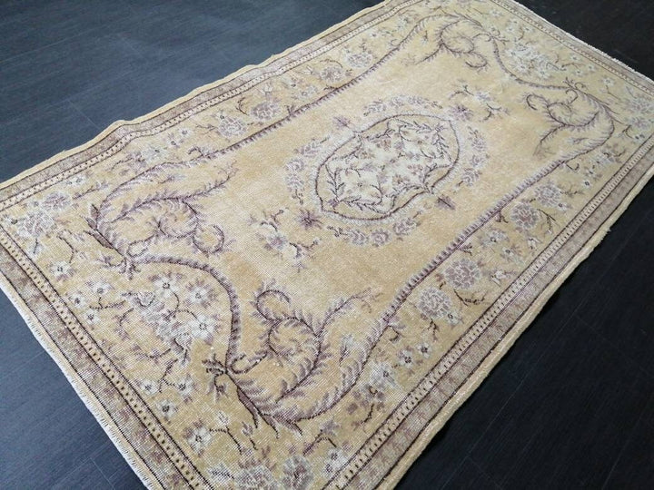 Beige Turkish Vintage Rug 3' 10" x 7' 1" Hand-Knotted | No. WR96323