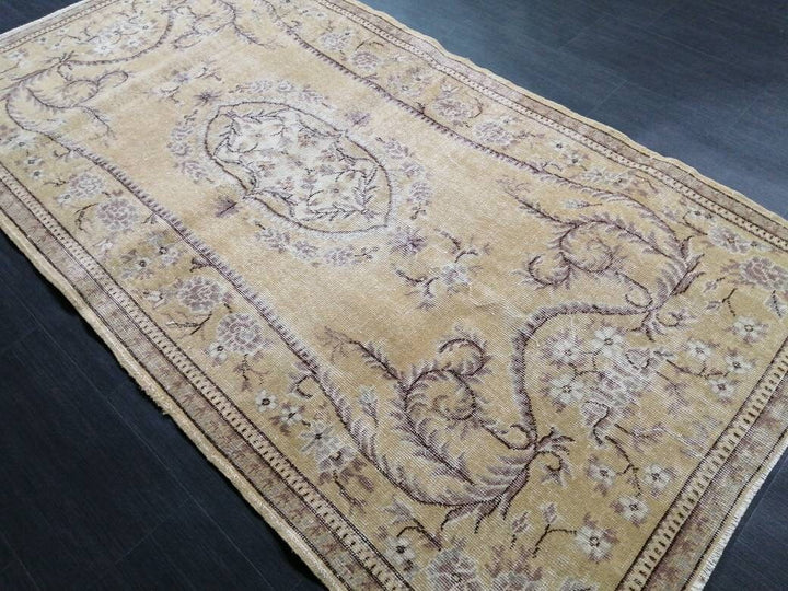 Beige Turkish Vintage Rug 3' 10" x 7' 1" Hand-Knotted | No. WR96323