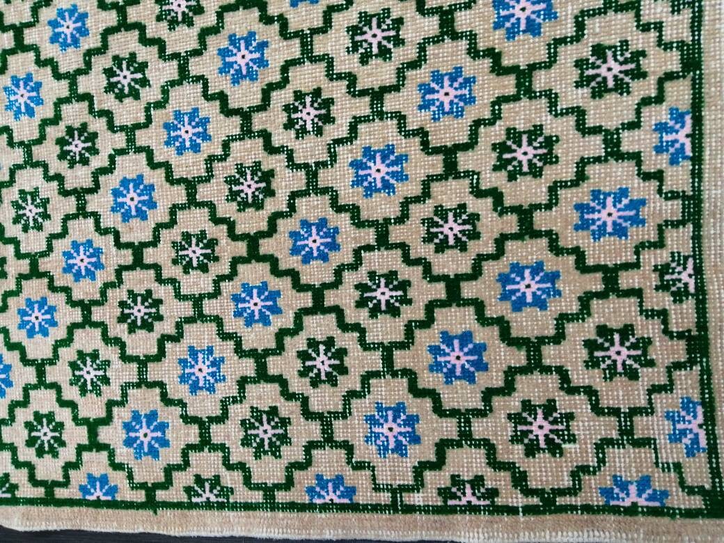 Turkish Oushak Rug 5' 5" x 9' 8" Hand-Knotted view