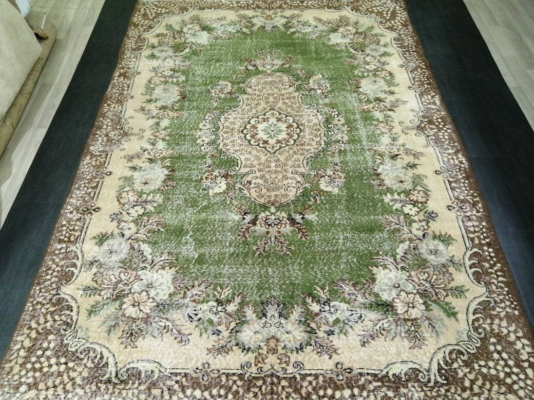Green Turkish Runner Rug 7' x 10' Hand-Knotted | No. WR54333
