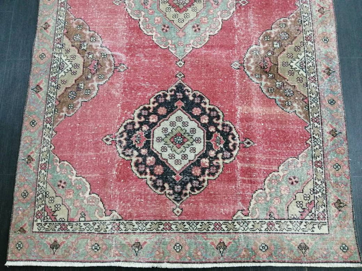 Beige Turkish Runner Rug 4' 3" x 12' Hand-Knotted texture
