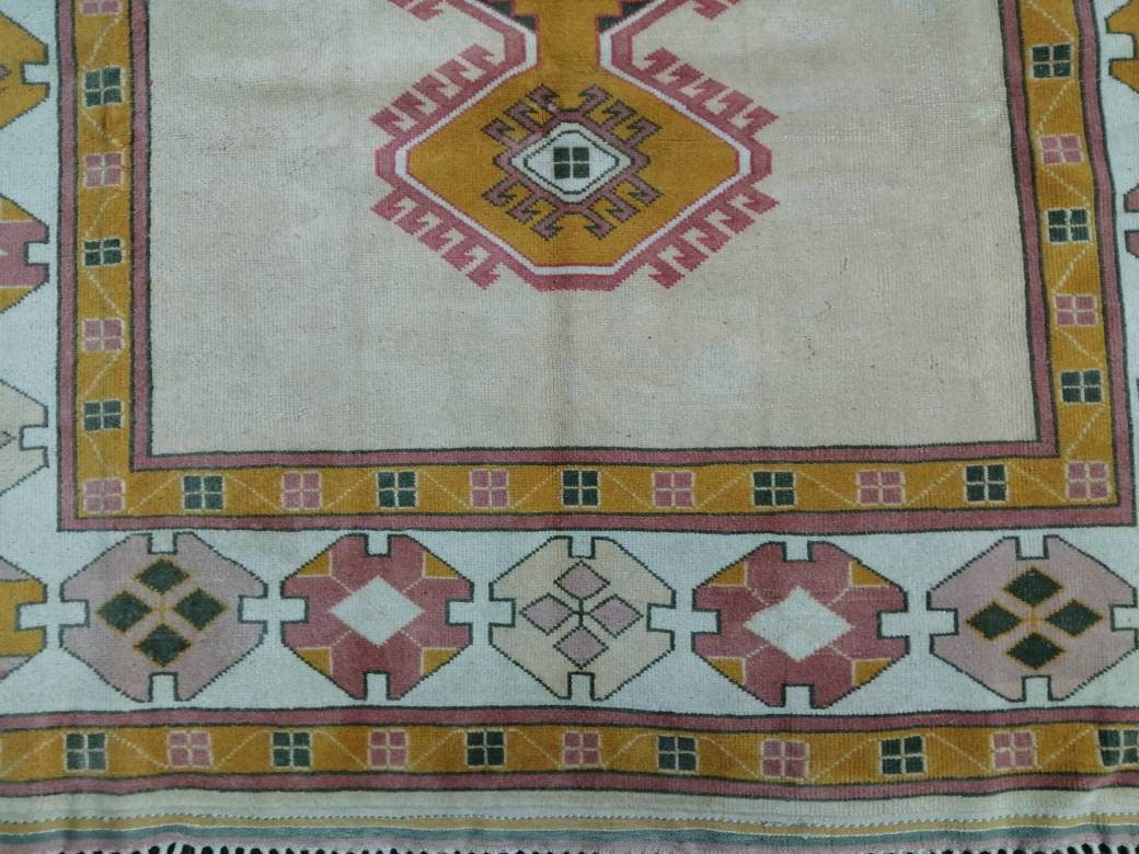 Beige Turkish Runner Rug 6' 6" x 8' 10" Hand-Knotted reverse