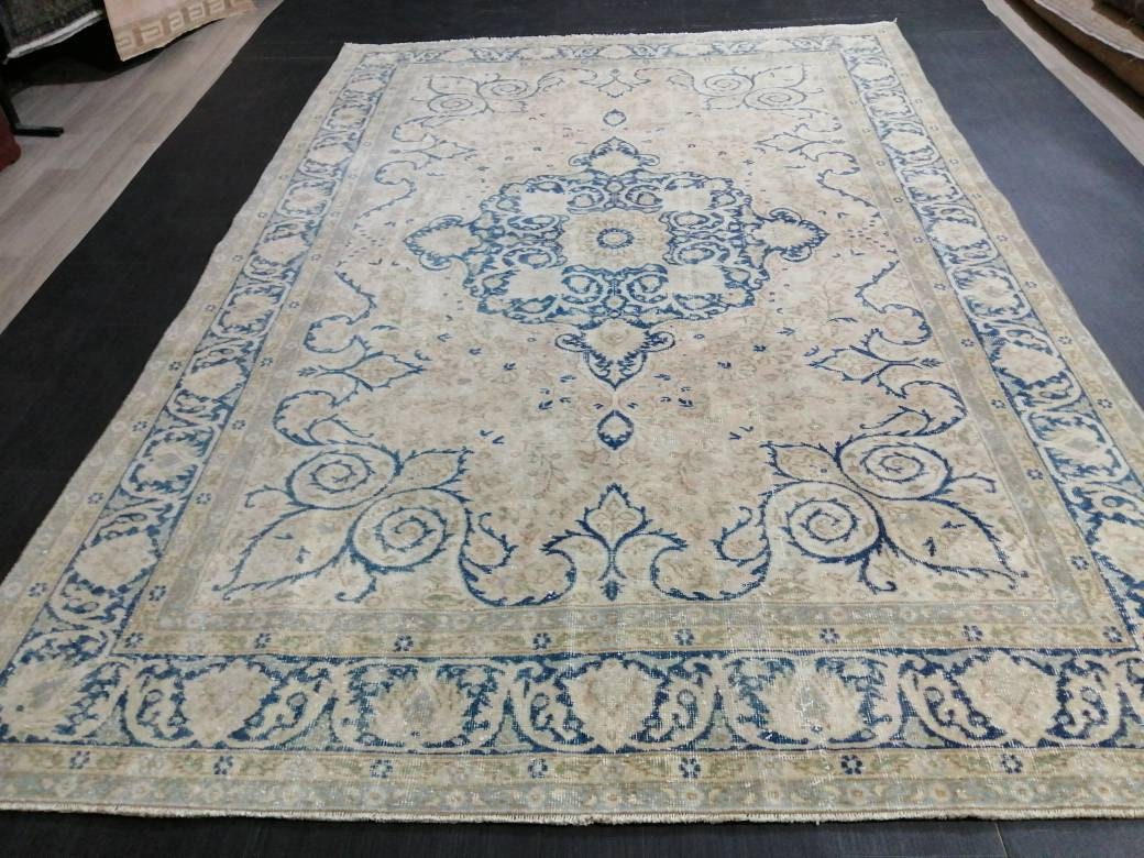 Blue Turkish Oushak Rug 6' 8" x 9' 11" Hand-Knotted detail