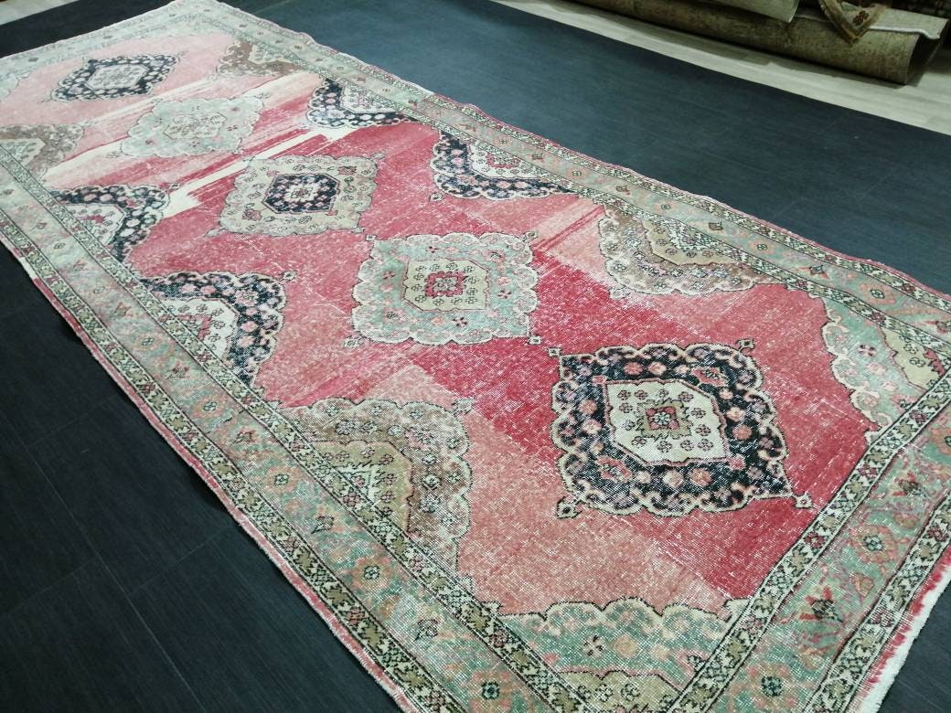 Pink Turkish Runner Rug 4' 9" x 12' 5" Hand-Knotted border