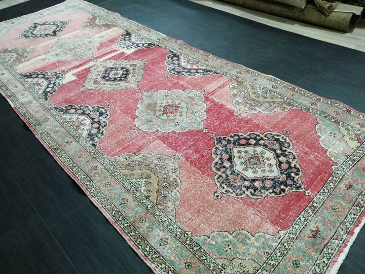 Pink Turkish Runner Rug 4' 9" x 12' 5" Hand-Knotted border