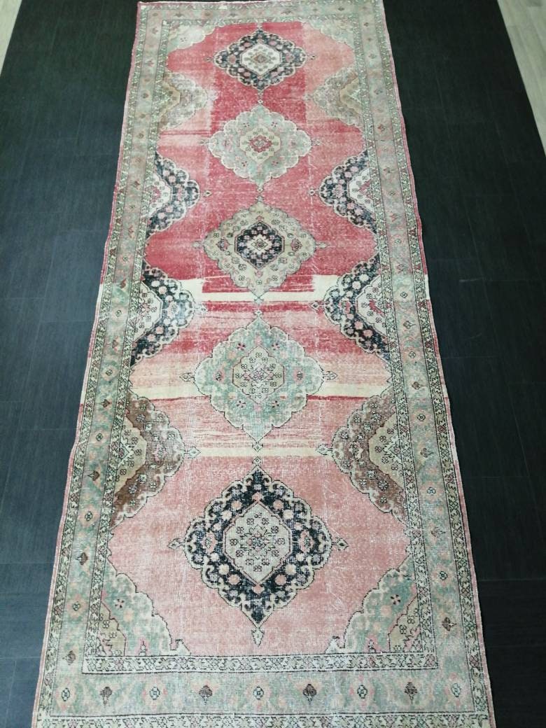 Pink Turkish Runner Rug 4' 9" x 12' 5" Hand-Knotted detail