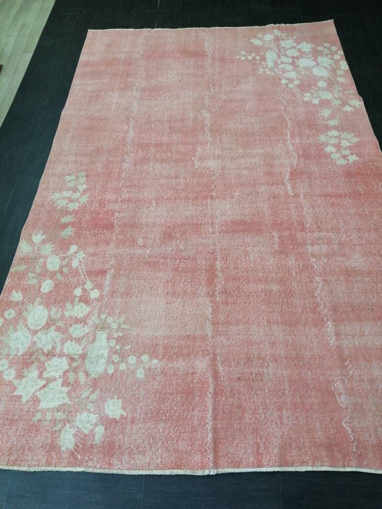 Pink Turkish Oushak Rug 6' 7" x 10' 7" Hand-Knotted close-up