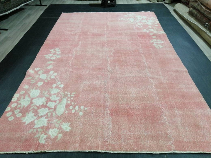 Pink Turkish Oushak Rug 6' 7" x 10' 7" Hand-Knotted border