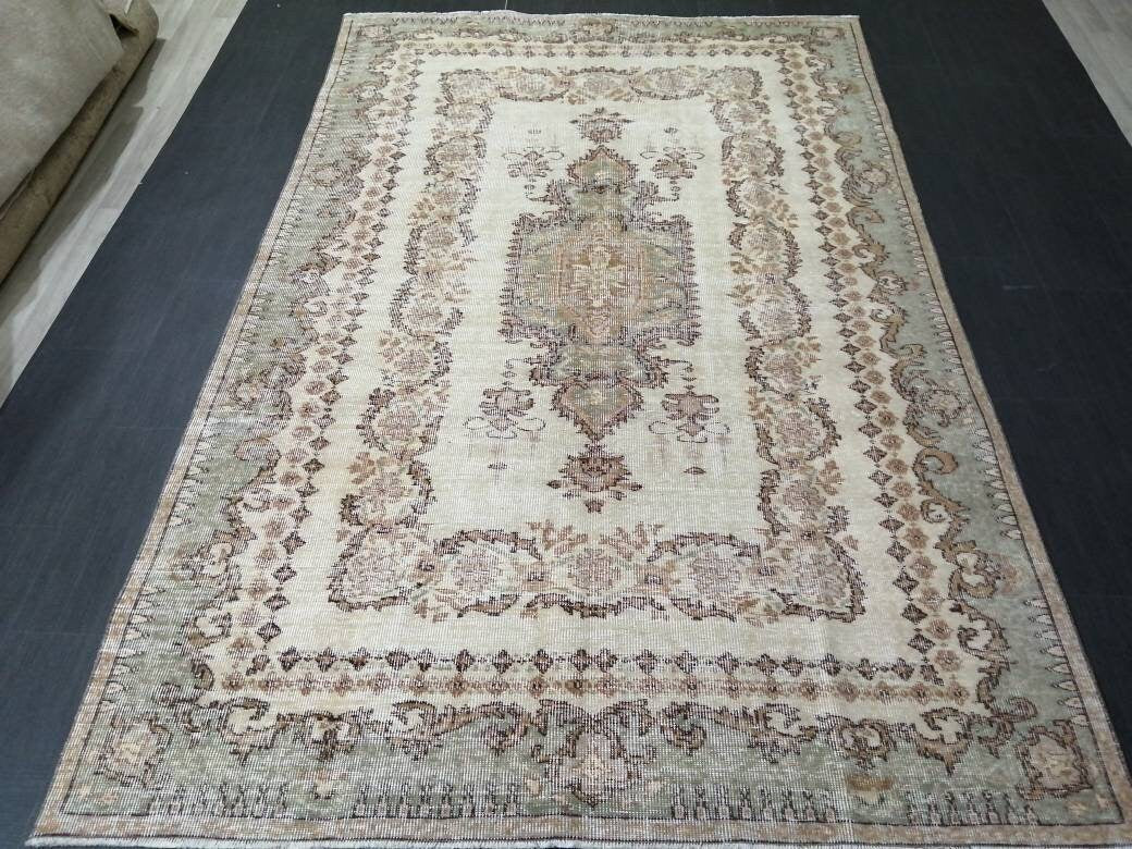 Vintage Vintage Turkish Rug 5' 10" x 9' 2" - No. WR47144