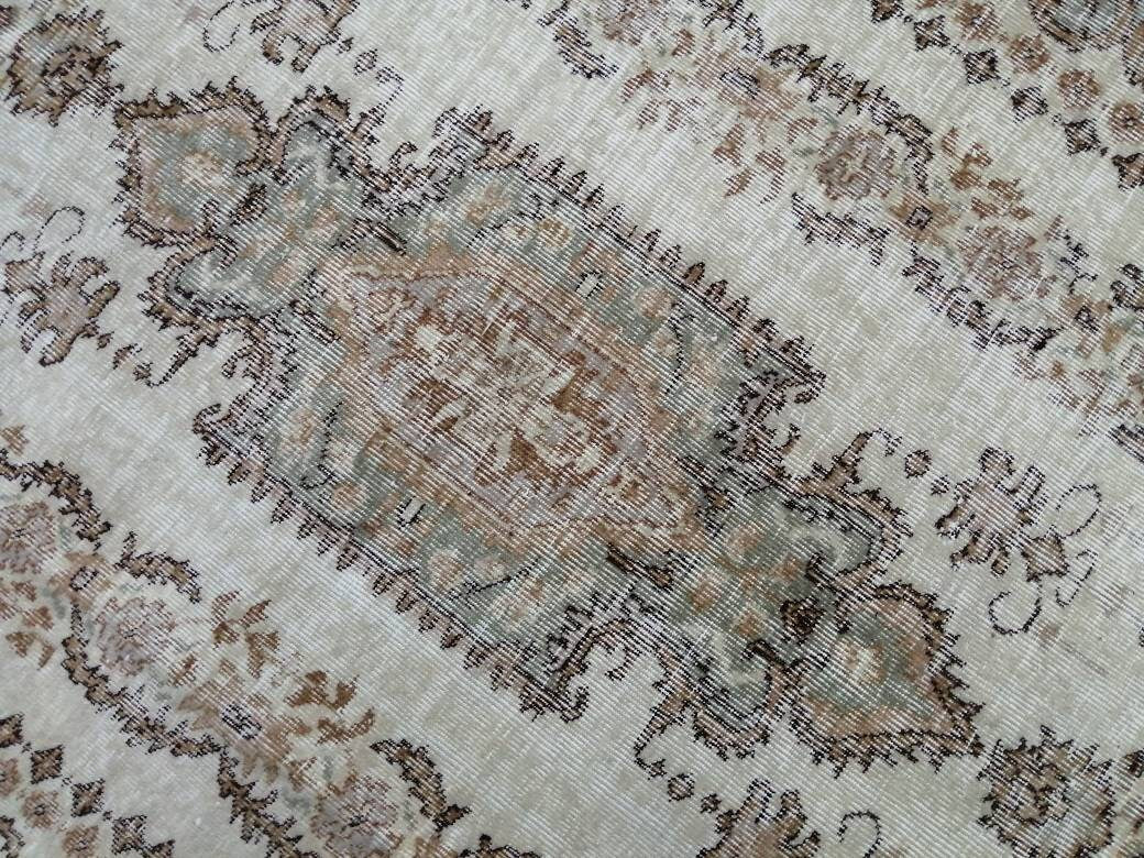 Vintage Vintage Turkish Rug 5' 10" x 9' 2" - No. WR47144