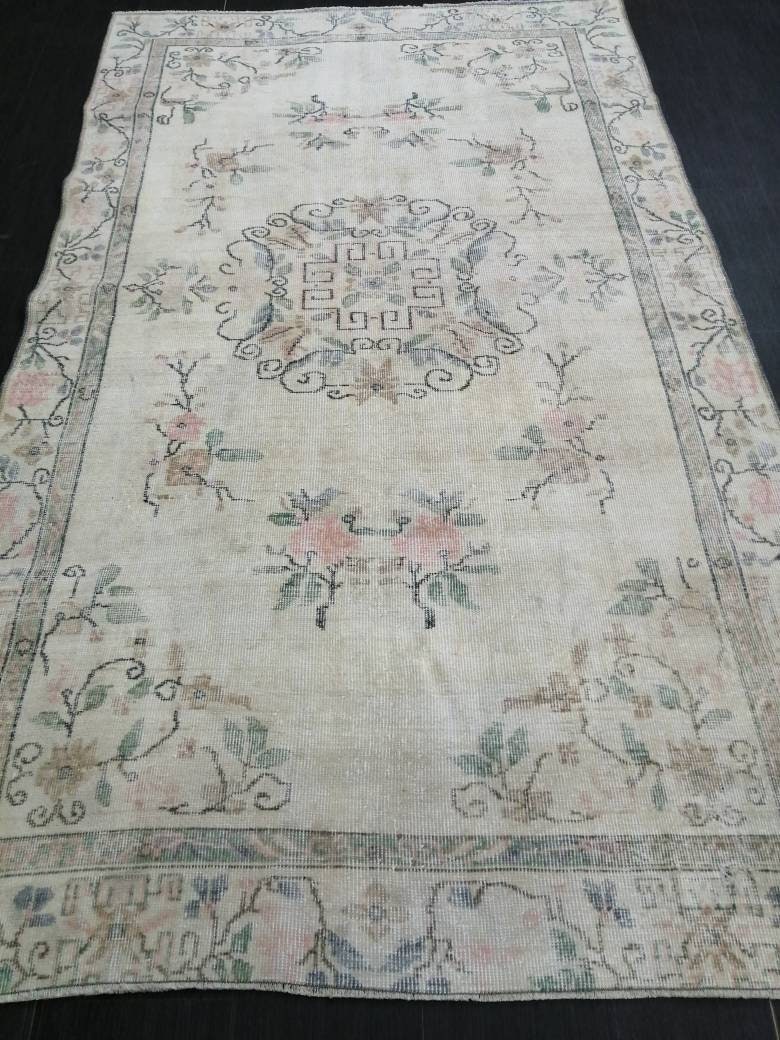 Rust Turkish Runner Rug 5' 1" x 8' 8" Hand-Knotted border