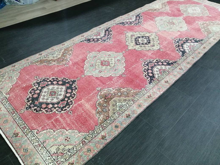 Beige Turkish Runner Rug 4' 3" x 12' Hand-Knotted border