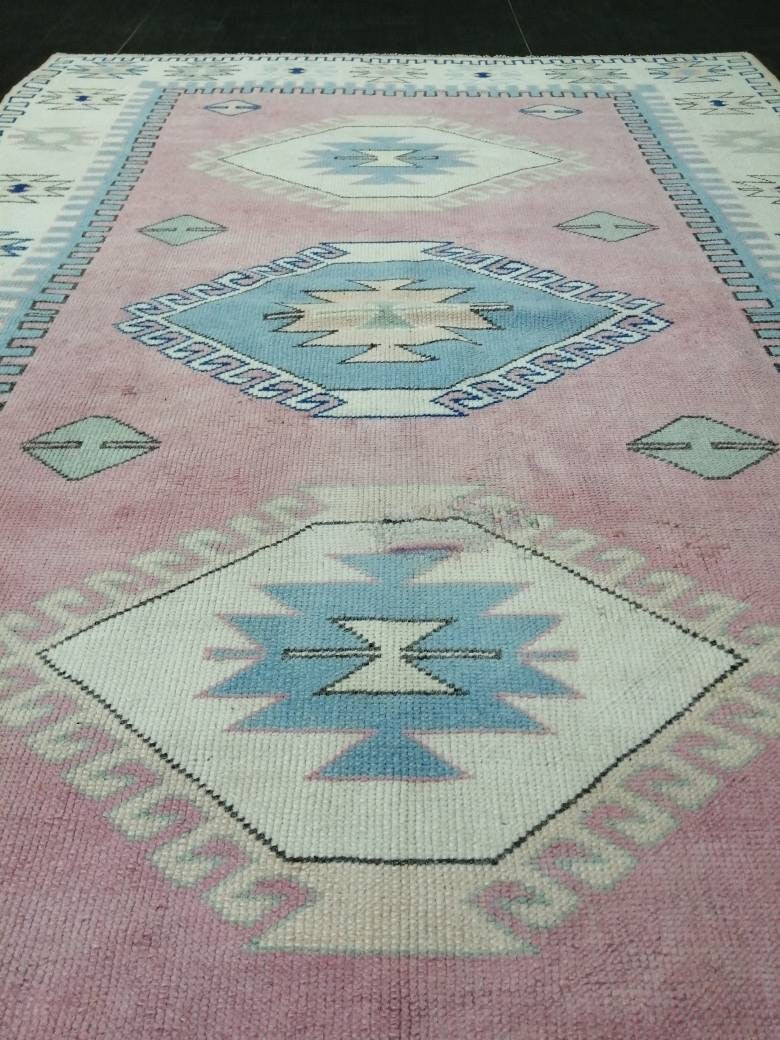Turkish Runner Rug 5' 2" x 7' 8" Hand-Knotted view