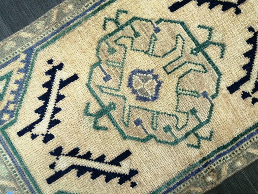 Pink Turkish Runner Rug 1' 7" x 3' 1" Hand-Knotted close-up
