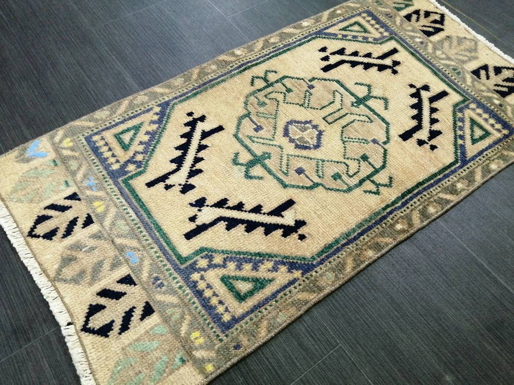 Pink Turkish Runner Rug 1' 7" x 3' 1" Hand-Knotted