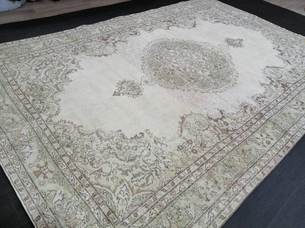 Tan Turkish Oushak Rug 6' 11" x 10' 4" Hand-Knotted