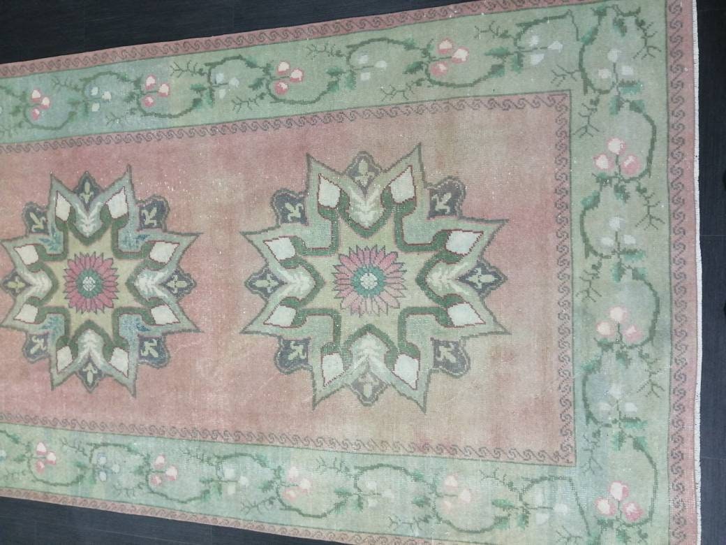 Beige Turkish Runner Rug 4' 6" x 10' 7" Hand-Knotted close-up