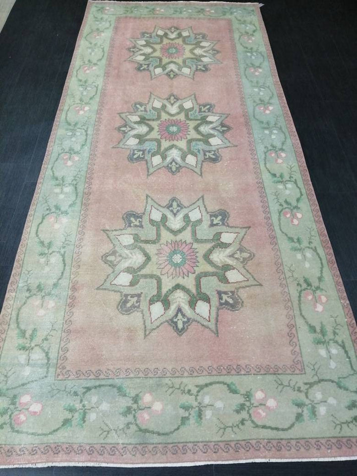 Beige Turkish Runner Rug 4' 6" x 10' 7" Hand-Knotted pattern
