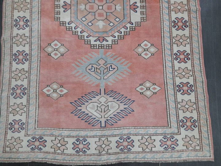 Pink Turkish Runner Rug 5' 3" x 8' Hand-Knotted texture