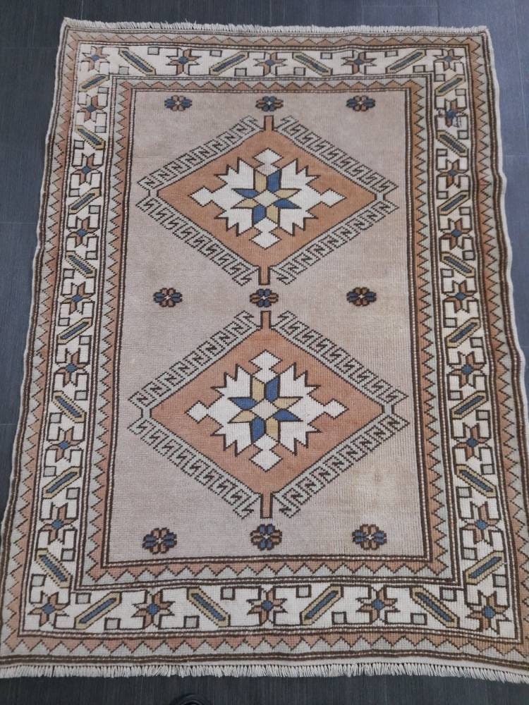 Pink Turkish Runner Rug 3' 10" x 5' 1" Hand-Knotted view