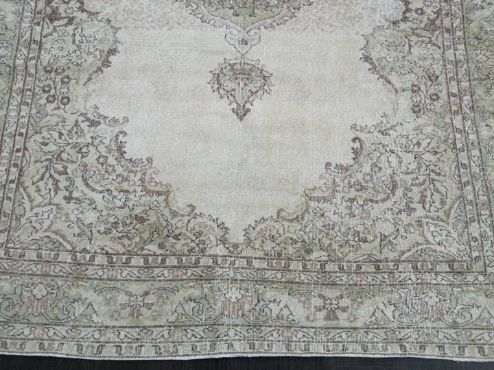 Tan Turkish Oushak Rug 6' 11" x 10' 4" Hand-Knotted close-up