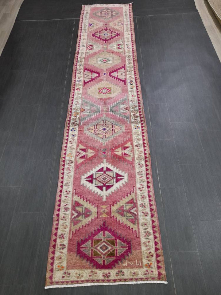 Beige Turkish Runner Rug 2' 9" x 13' Hand-Knotted texture