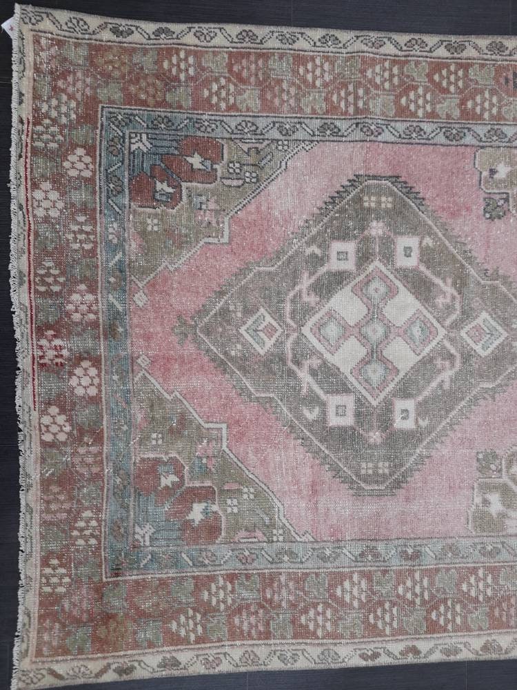Beige Turkish Runner Rug 4' 9" x 11' Hand-Knotted view 9