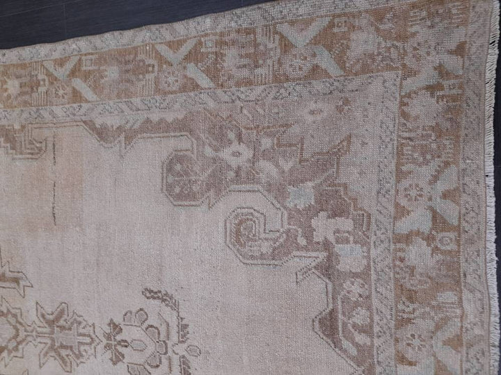 Cream Turkish Oushak Rug 5' 4" x 10' 8" Hand-Knotted | No. WR88939