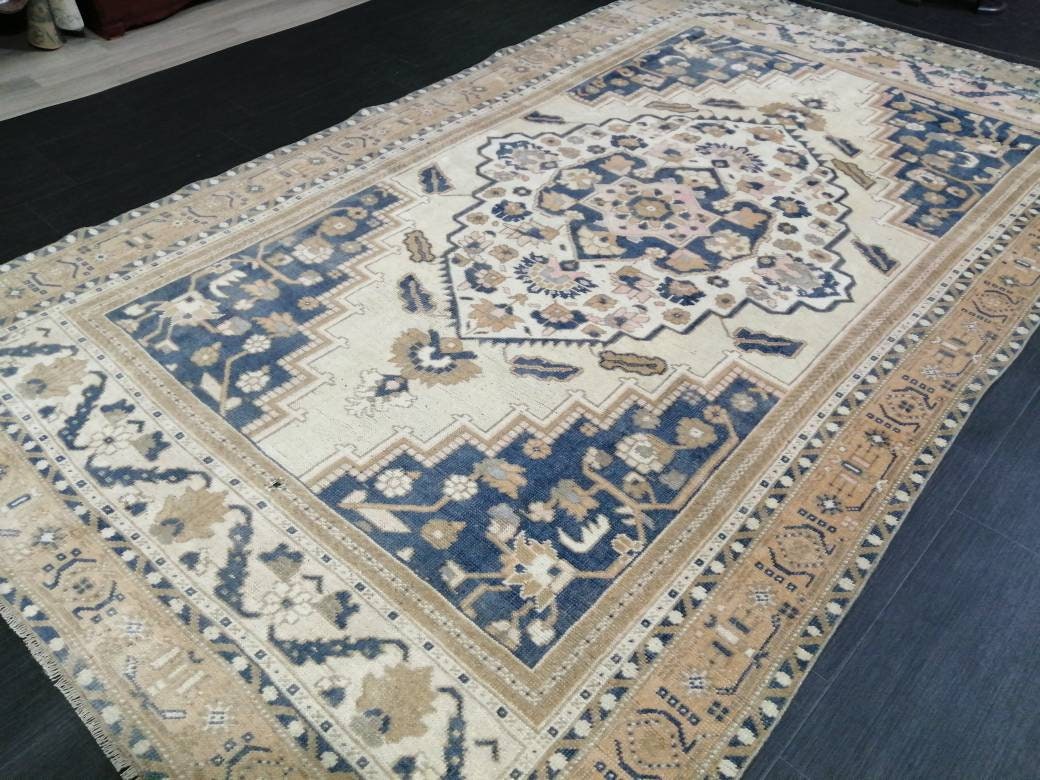 Navy Turkish Oushak Rug 5' 6" x 9' 1" Hand-Knotted detail