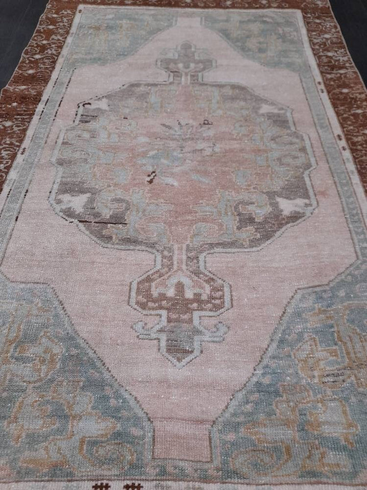 Beige Turkish Runner Rug 4' x 6' 5" Hand-Knotted pattern