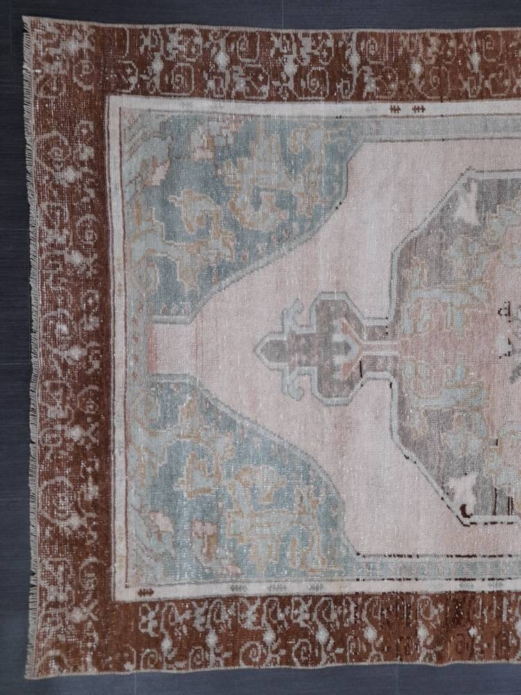 Beige Turkish Runner Rug 4' x 6' 5" Hand-Knotted close-up
