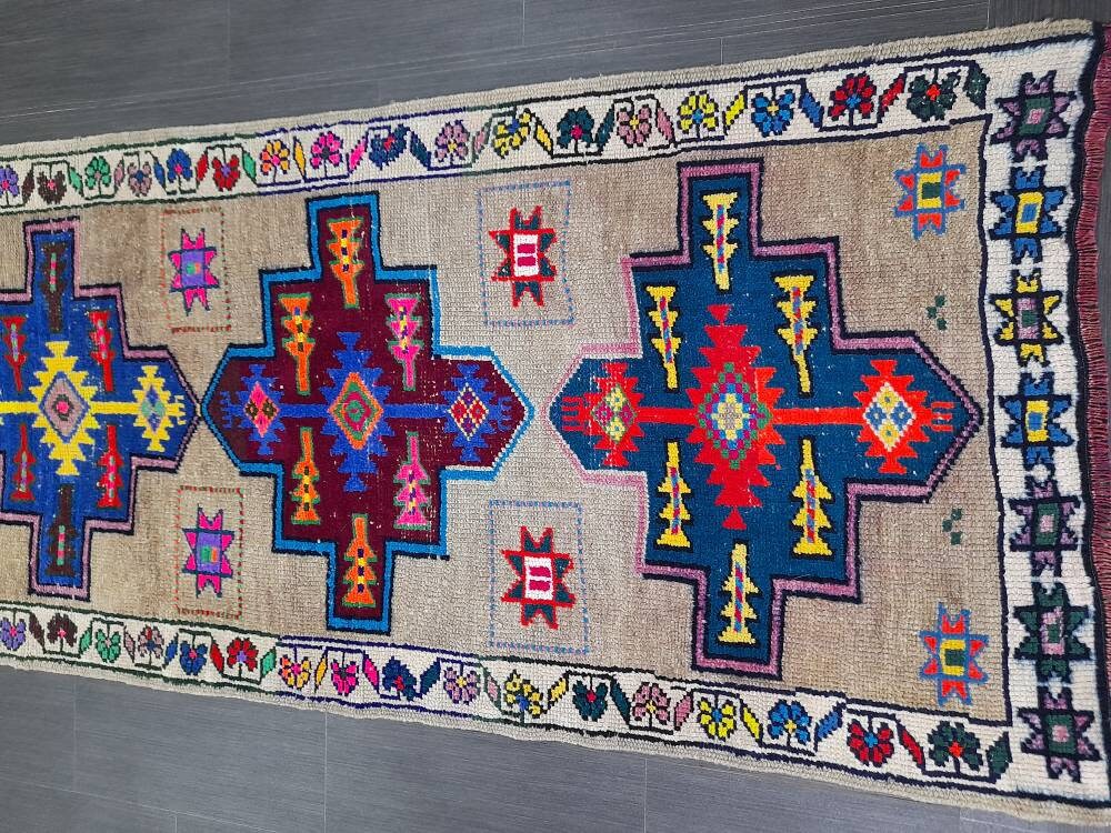 Beige Turkish Runner Rug 3' x 10' 10" Hand-Knotted close-up