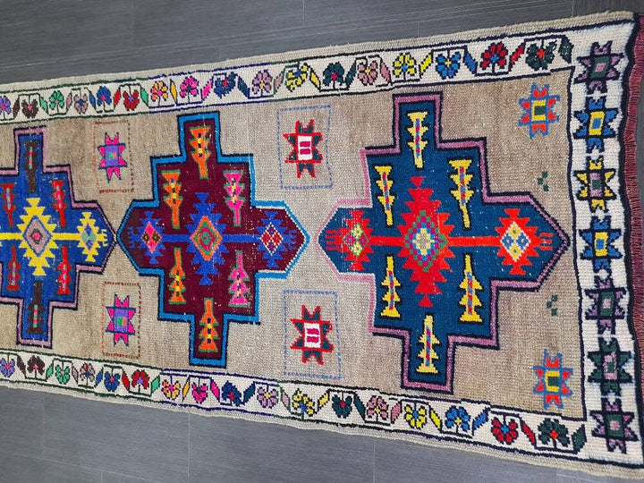 Beige Turkish Runner Rug 3' x 10' 10" Hand-Knotted close-up