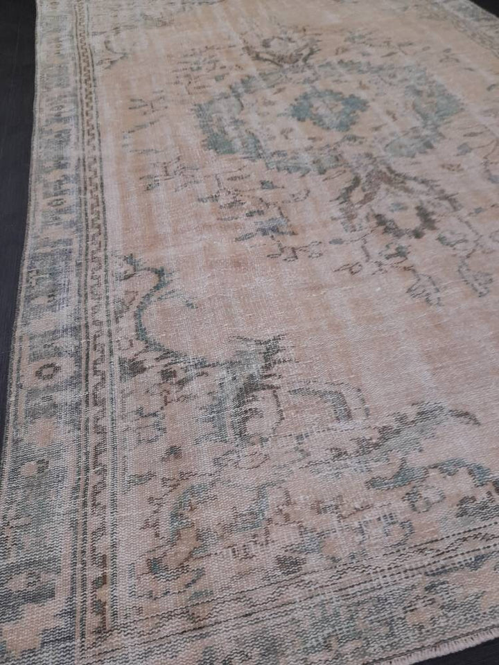 Navy Runner Rug 5' 11" x 9' 5" - No. WR94340