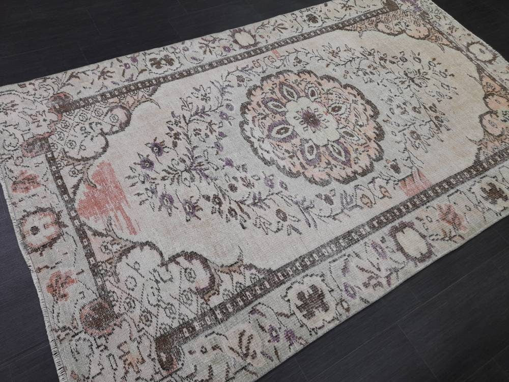 Green Turkish Runner Rug 5' 2" x 8' 4" Hand-Knotted | No. WR21115