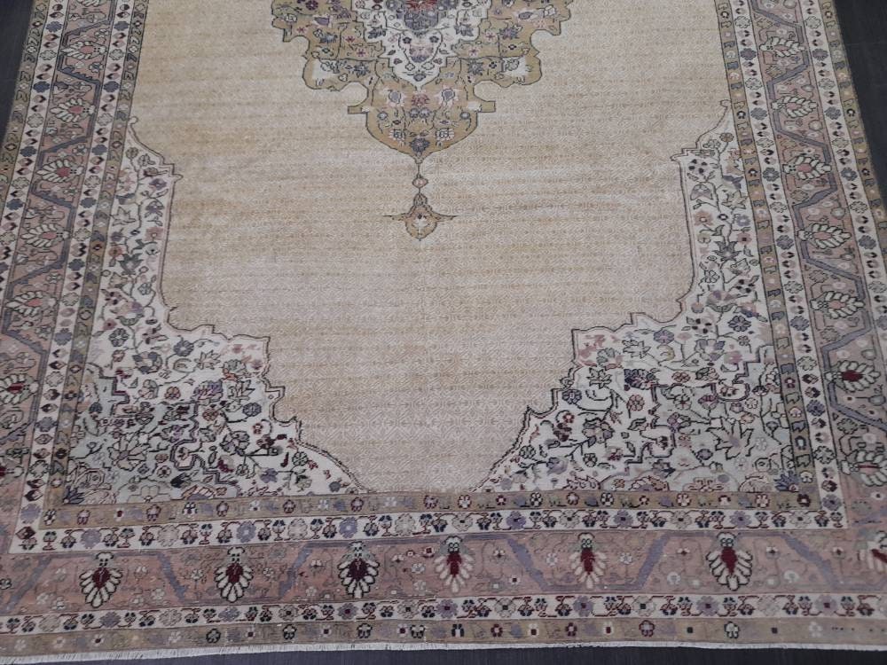 Beige Turkish Runner Rug 6' 4" x 9' 2" Hand-Knotted field