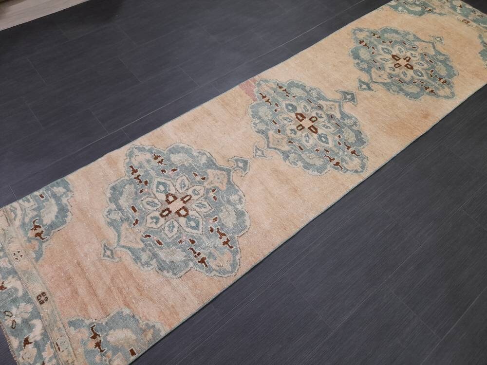 Beige Turkish Runner Rug 2' 6" x 9' 5" Hand-Knotted close-up