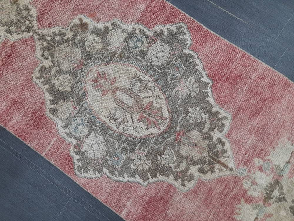 Beige Turkish Runner Rug 2' 8" x 10' 11" Hand-Knotted pattern