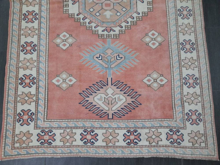 Pink Turkish Runner Rug 5' 3" x 8' Hand-Knotted pattern