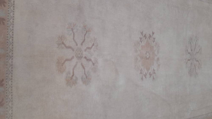 Beige Turkish Runner Rug 6' 10" x 8' 9" Hand-Knotted detail
