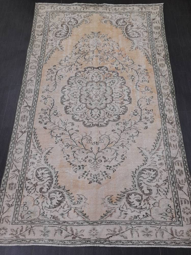 Rust Turkish Runner Rug 5' 5" x 9' 1" Hand-Knotted detail