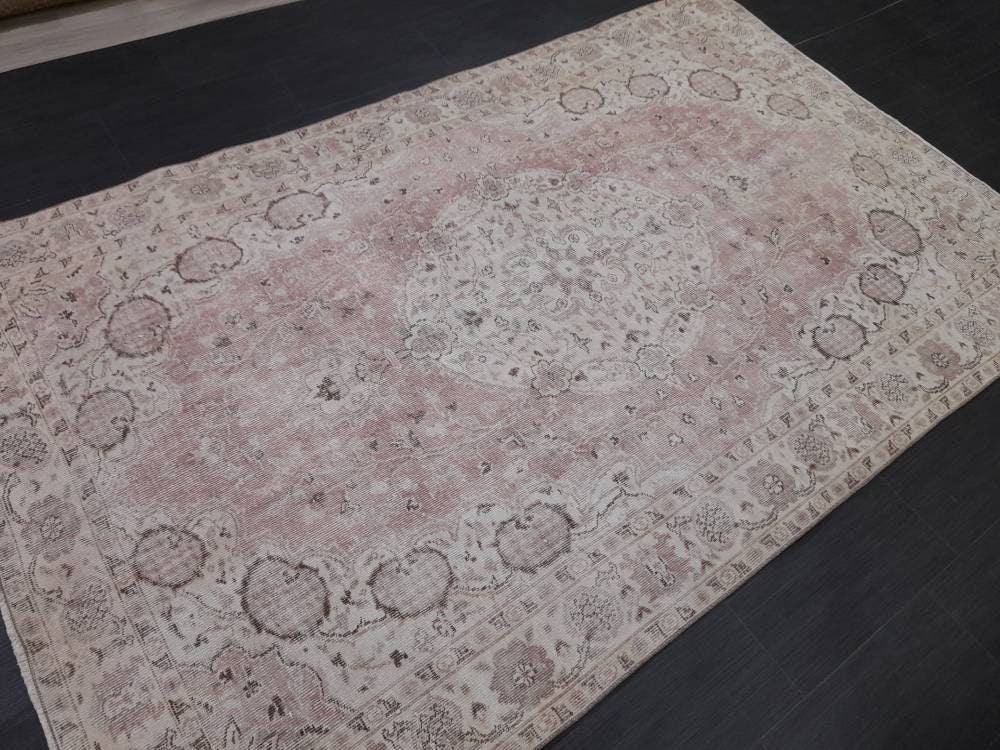 Pink Turkish Runner Rug 5' 5" x 8' 9" Hand-Knotted reverse