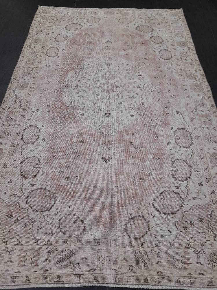 Pink Turkish Runner Rug 5' 5" x 8' 9" Hand-Knotted view 9